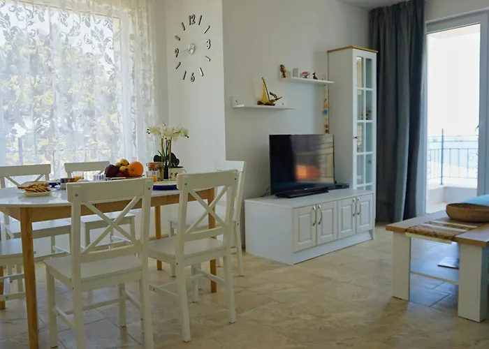 атеа на плажа - Atea On The *